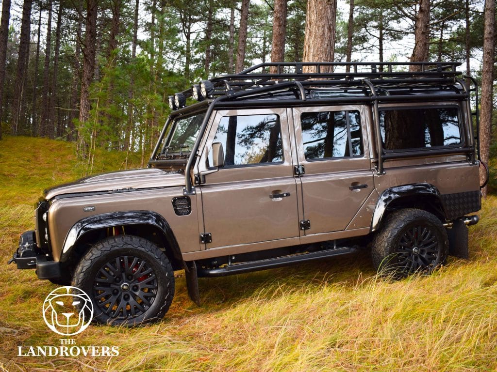 Ajax - The Landrovers