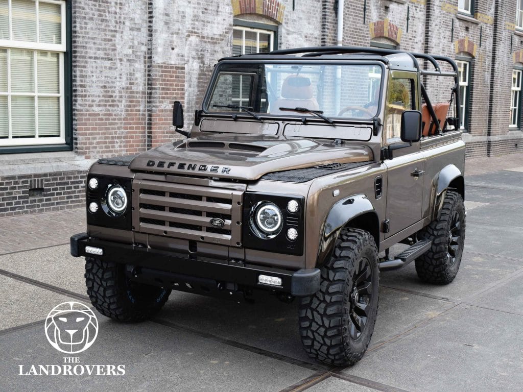 Custom & Restomod Land Rover Defender