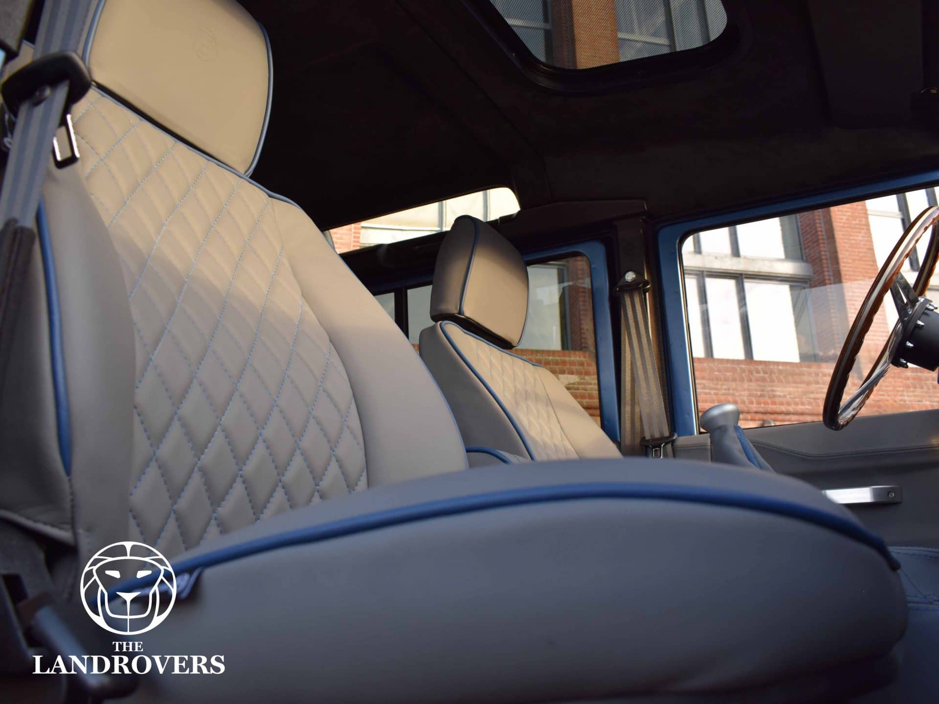 Interior Land Rover Defender Custom