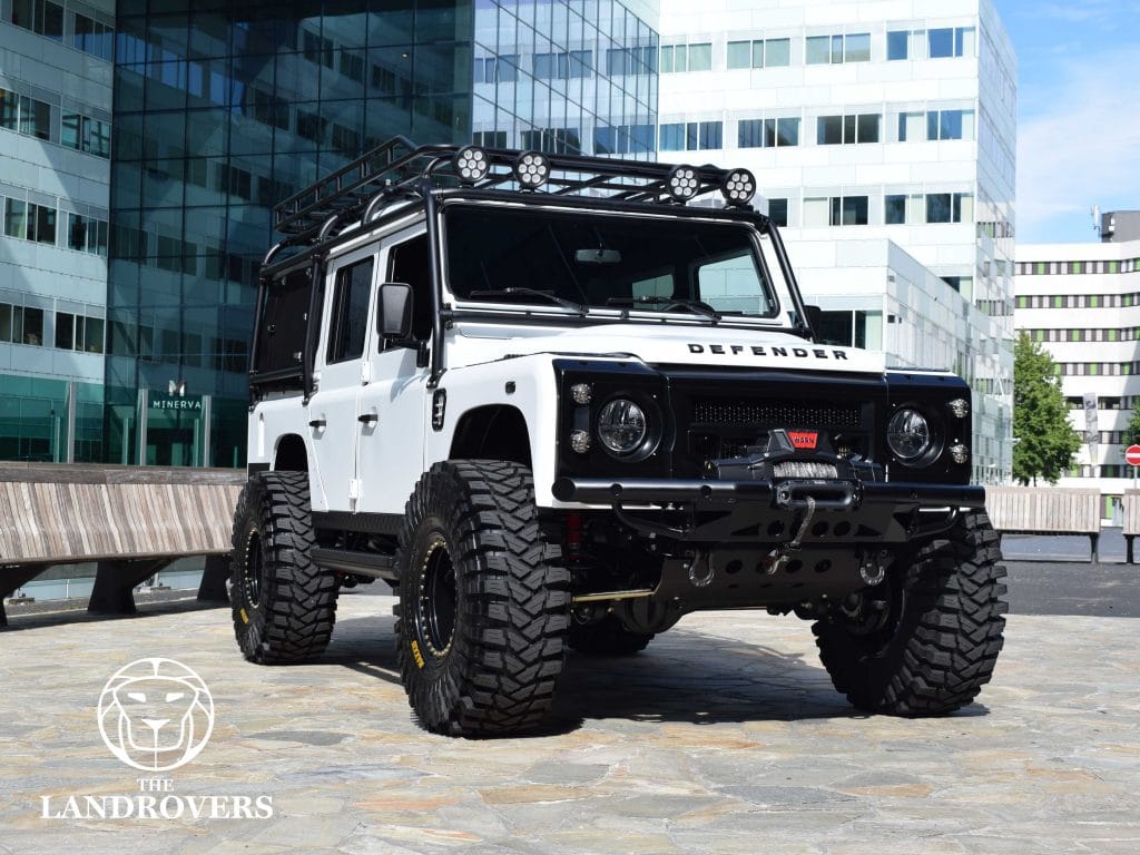 customize defender, customize landrover defender - Custom Land Rovers – Custom Land Rover Defenders - Custom Buildings
