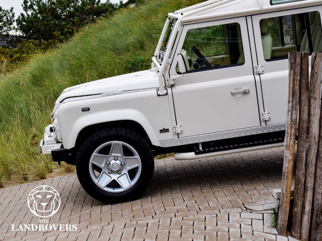 White Customized Land Rover Defender - Custom Land Rover Defenders – Custom Defenders - Custom Buildings
