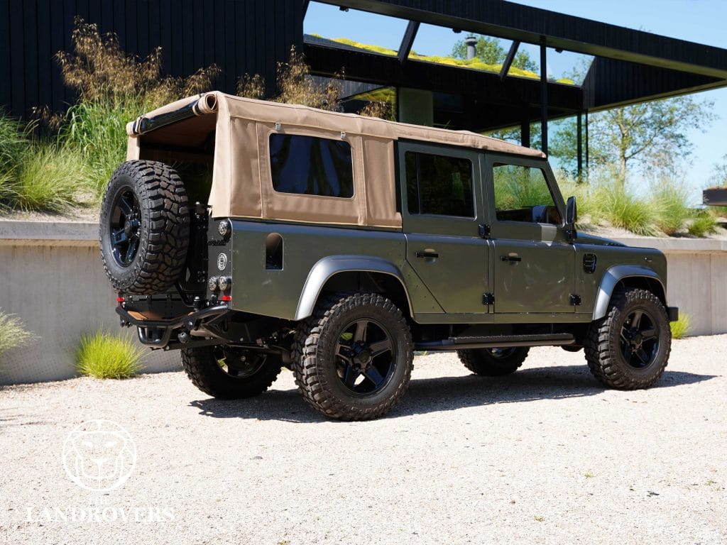 The Landrovers, Defender 110, Customized