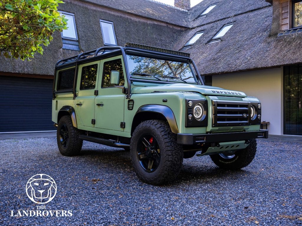 The Landrovers, Defender 110, Landrover