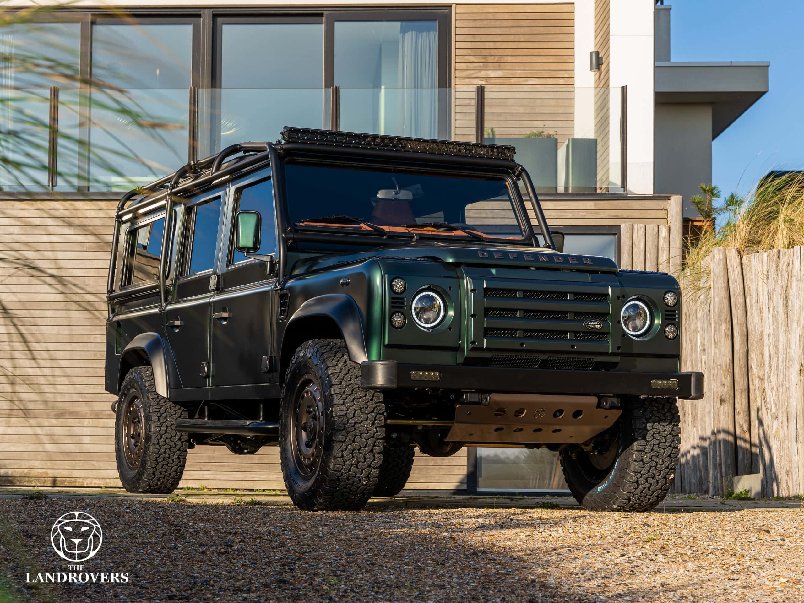 Green land rover defender deals