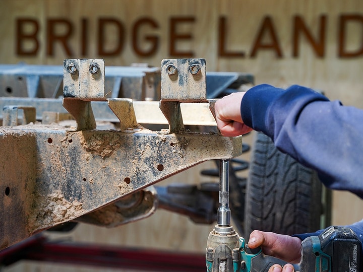 Old Land Rover Defender Restoration – The Landrovers