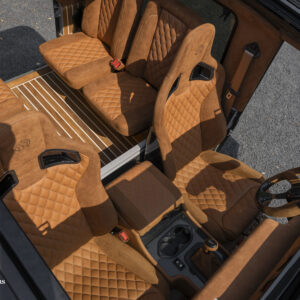 theLandrovers-electricdefender-modifiedcar-electriccar-Land-Rover-custombuild-defenderusa-defender-discidium-36-scaled