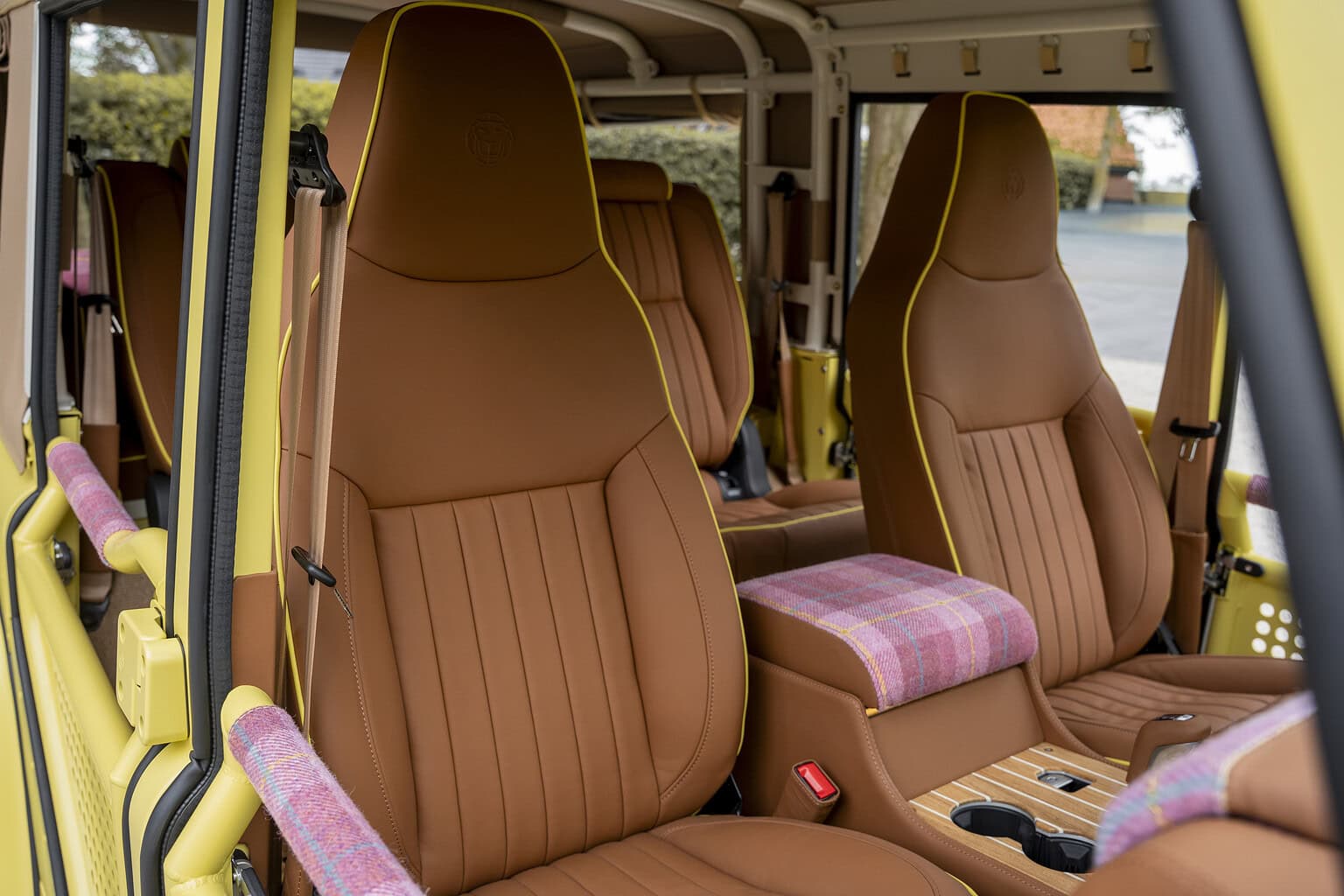 interior of bespoke defender Natalia from The Landrovers